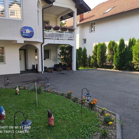 Apartments Airport Inn Dubrave Gornje Zewnętrze zdjęcie