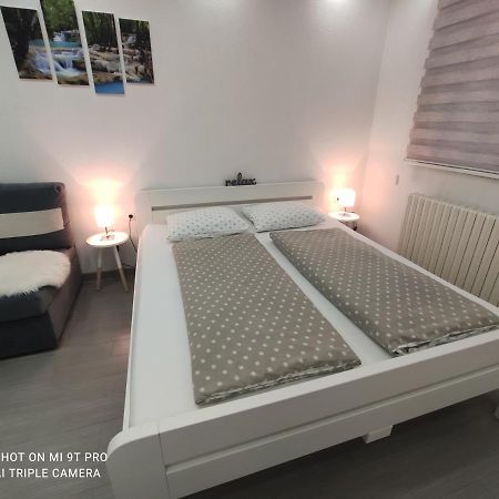 Apartments Airport Inn Dubrave Gornje Zewnętrze zdjęcie