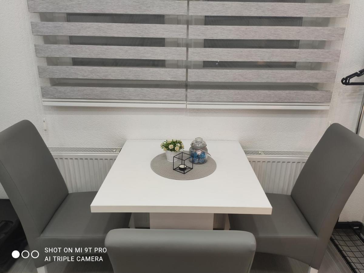 Apartments Airport Inn Dubrave Gornje Zewnętrze zdjęcie